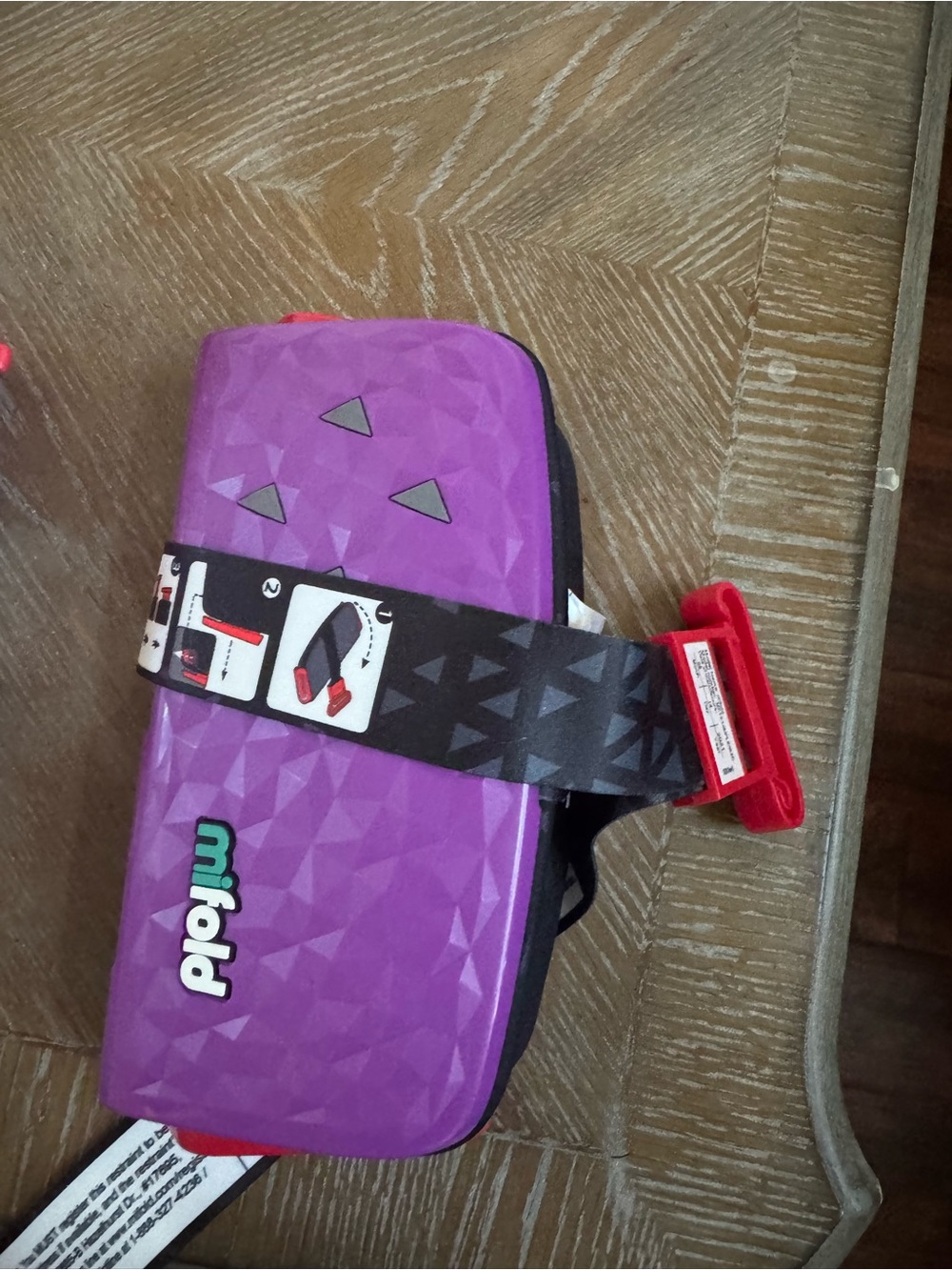 mifold Compact Booster Seat - Purple - Picture 4 of 11